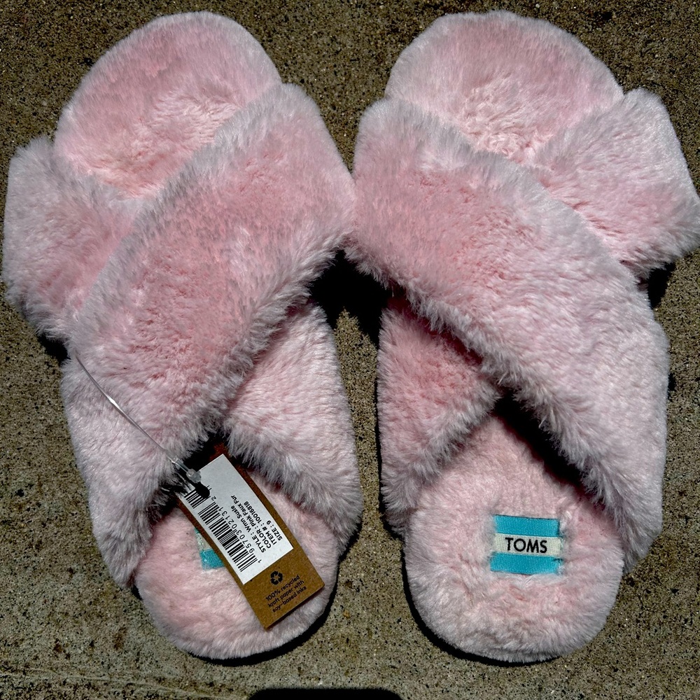 TOMS Soft Pink Furry Slippers